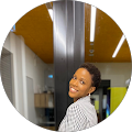 Profilbild von Mayele Sandrine